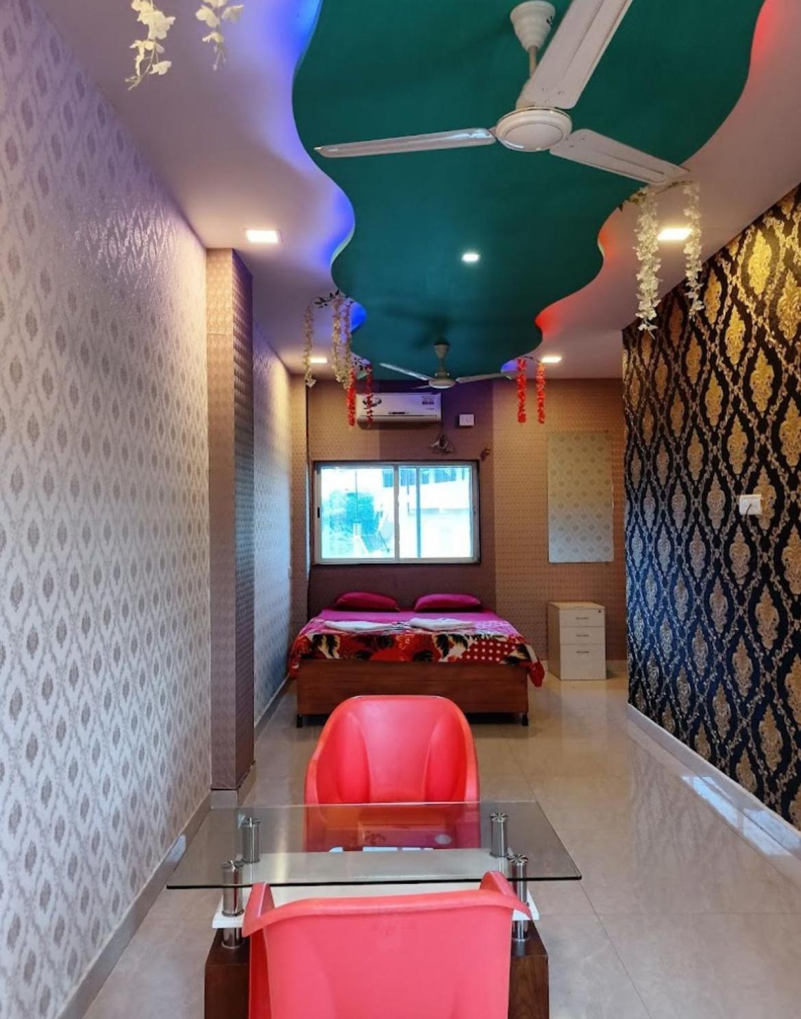 Strawberry Vacations Villa Панчгани Екстериор снимка